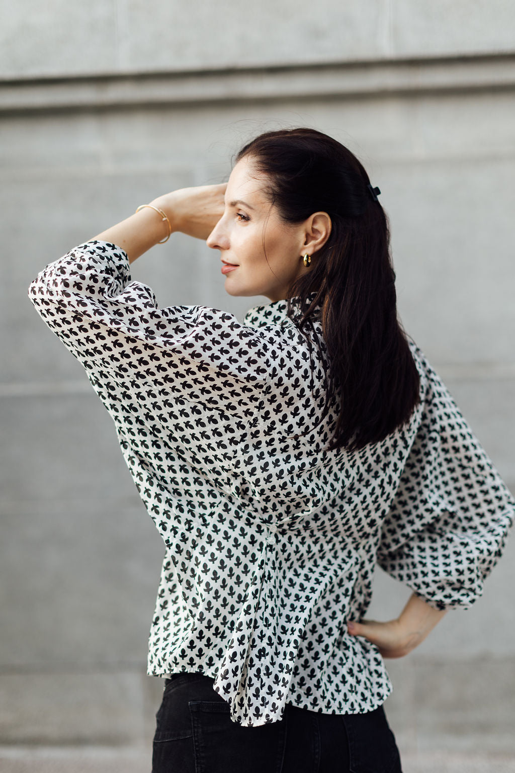 INDRA MUSE SHIRT (BLACK)